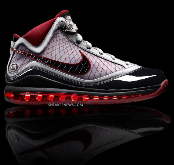 nike-air-max-lebron-7-04