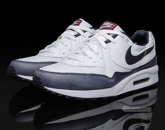 nike-air-max-light-red-blue-5