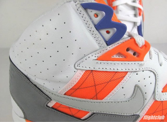 nike-air-trainer-sc-og-detail-photos-4