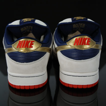 nike-dunk-low-pro-sb-old-spice-buff-metallic-silver-4