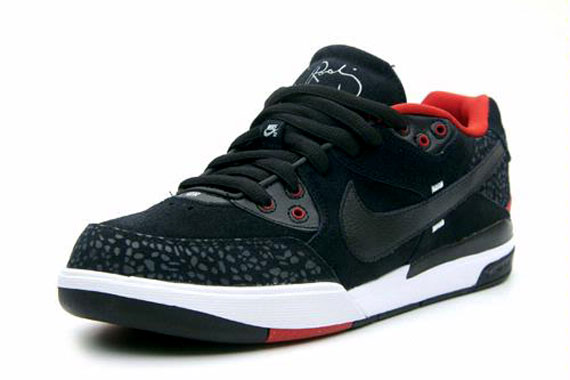 nike-sb-august-premier-1