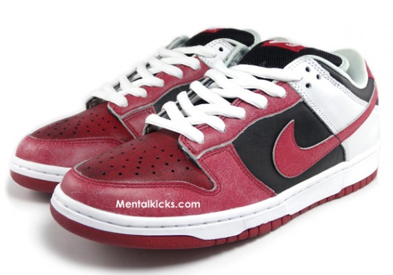 Nike SB Dunk Low Pro - Jason Voorhees Friday the 13th - Sample