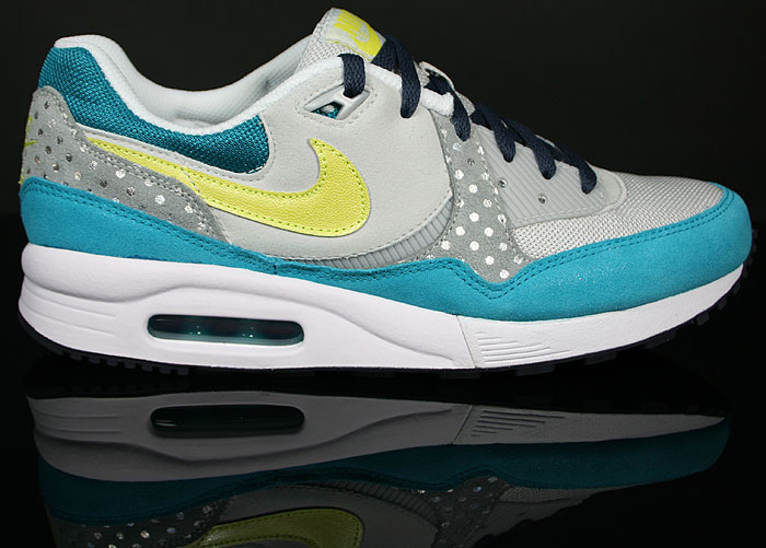 nike_airmaxlight_mpvyb2