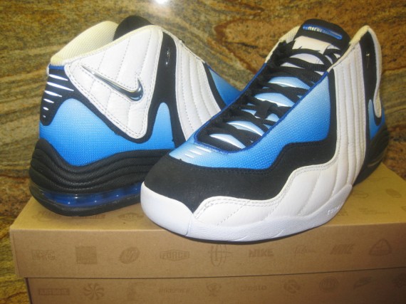 Nike Air Max III – (Air Garnett 3) – Timberwolves Sample – December 2009