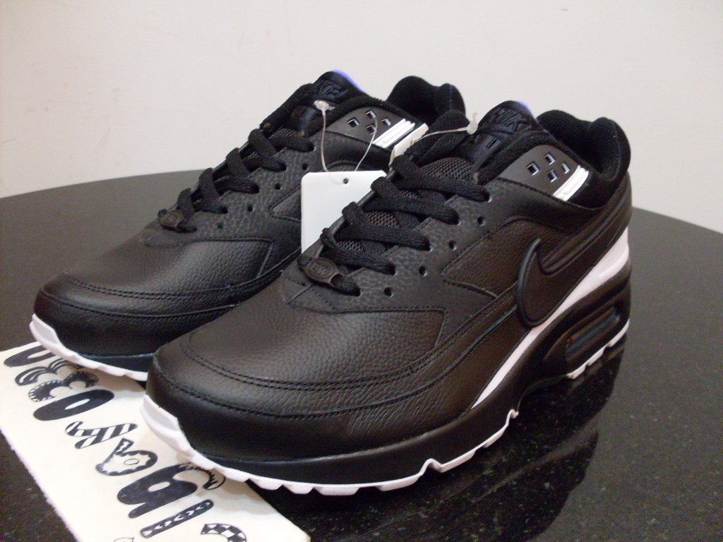nike-air-classic-bw-black-persian-violet-2008-sample-1