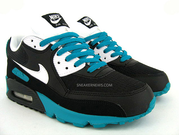 nike-air-max-90-black-emerald-2