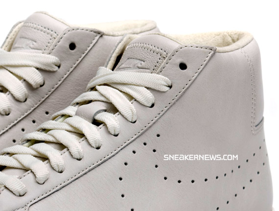 Nike Blazer Supreme Mid TZ – Light Grey