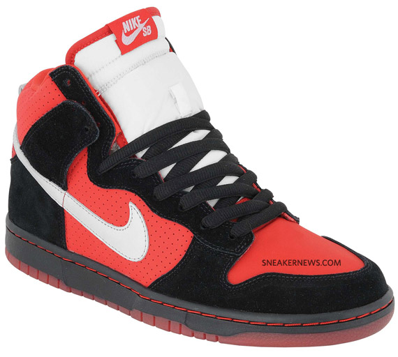 Nike SB September 2009 Releases - Dunk, Blazer, Janoski & Tech Socks 