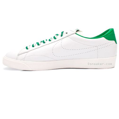 nike-tennis-classic-ac-nd-03