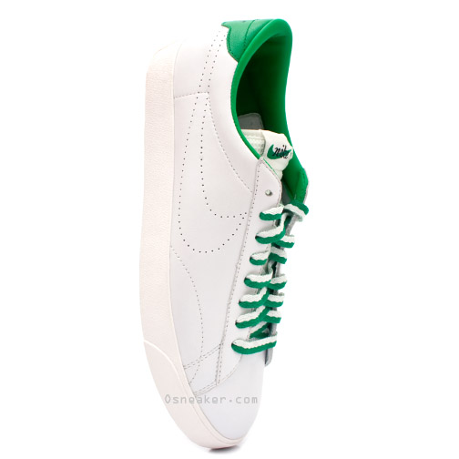 Nike Tennis Classic - White - Lucky Green