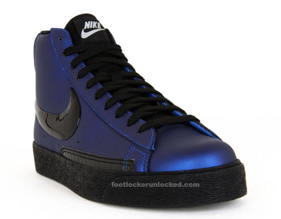 Blazer_High_Premium_varsity_royal_foamposite__1_