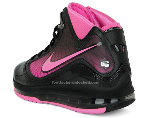 Lebron_VII_Pink_Fire_3