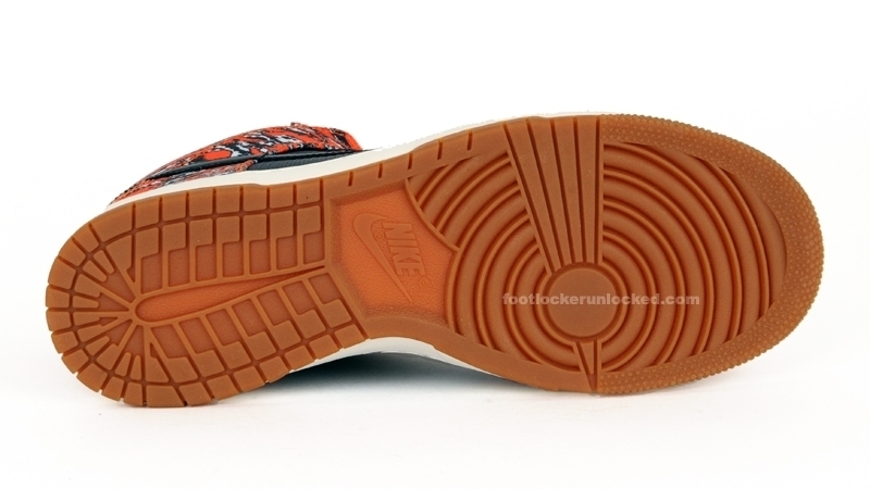 Nike-Dunk-High-Dark-Obsidian-Tiger-Stripe-5