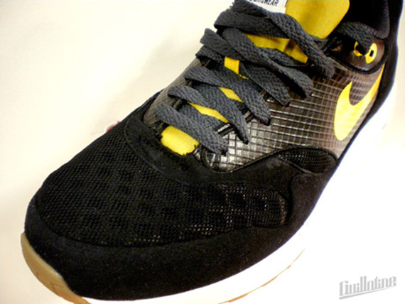 Nike Sportswear Air Maxim 1 Torch - Spring 2010