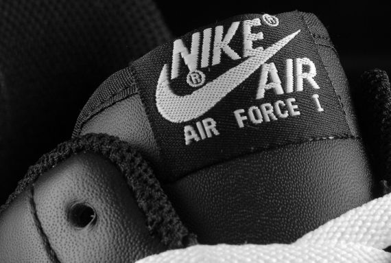 af1-low-black-white-00