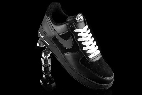 Nike Air Force 1 Low – Black – White