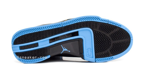 air-jordan-melo-m6-black-blue-05