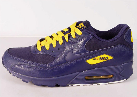 air-max-90-purple-gold-2