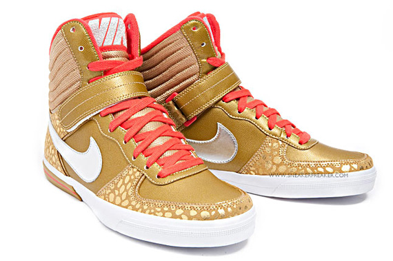 NIKE WMNS AEROFLIGHT HI LE – Gold – Hot Red – Metallic Silver