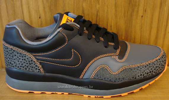 Nike Air Safari ’87 Retro – Upcoming Holiday 2009 Colorways