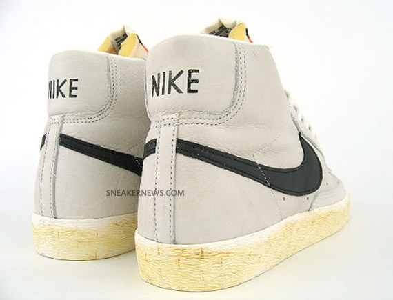 Nike Blazer High VNTG – Sail – Black
