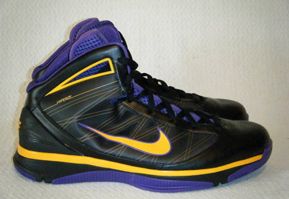 nike-hyperize-lakers-away-4