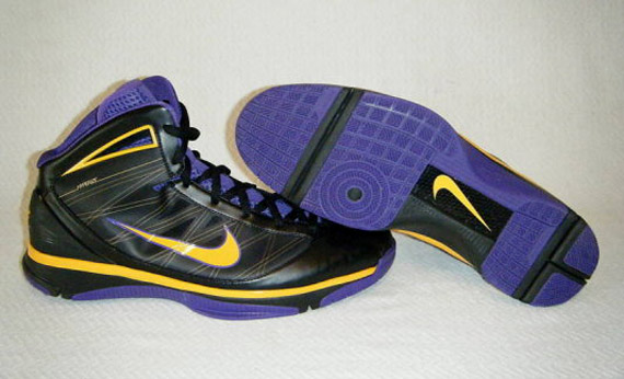 nike-hyperize-lakers-away-5