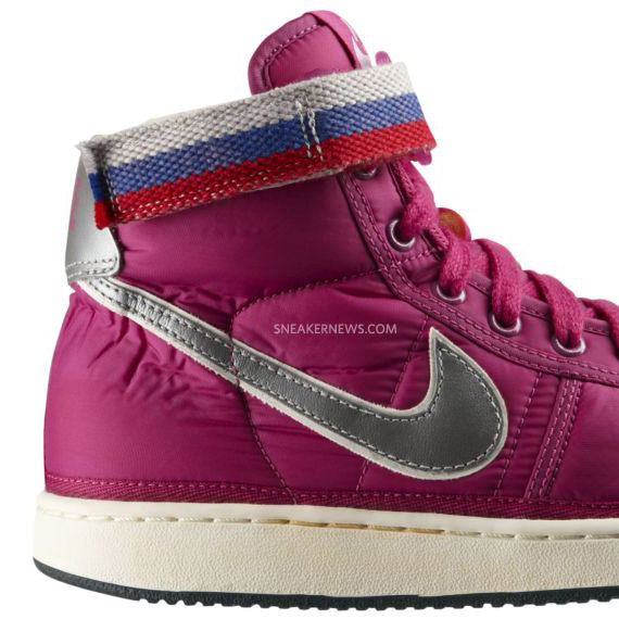 nike-vandal-high-vntg-magenta-siliver-03