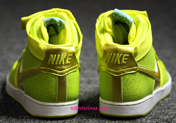 Nike-WMNS-Vandal-High-Electrolime-White-4