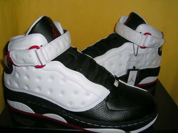 air-jordan-force-13-white-black-10