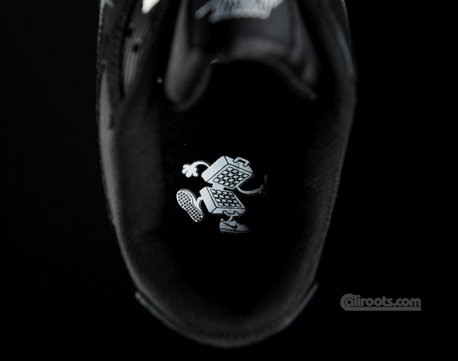 am-90-south-black-anthracite-00