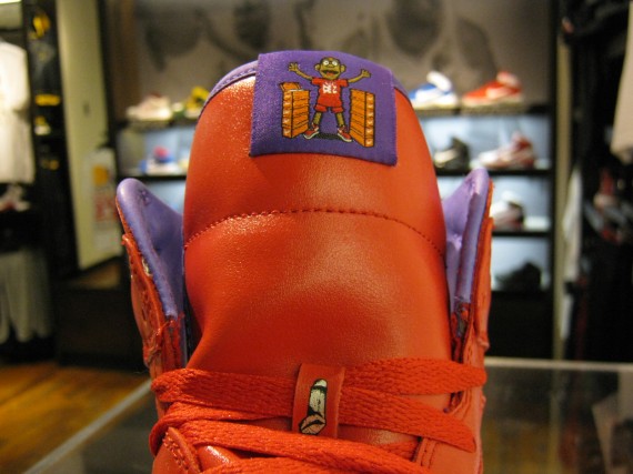 Nike Big Nike High – Lil’ Dez Quickstrike @ House of Hoops Tomorrow