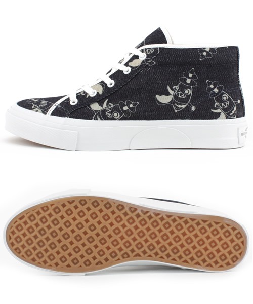 laser-gun-print-denim-chukka2