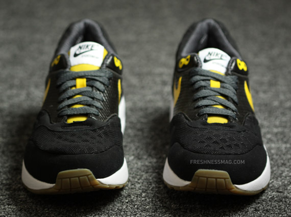 Nike Air Maxim 1 Torch – Black – Varsity Maize – Anthracite