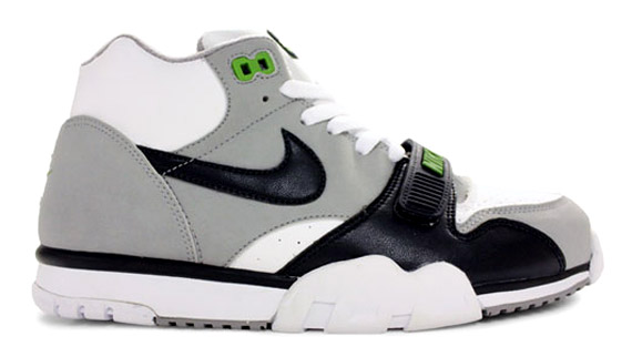 nike-air-trainer-1-chlorophyll-1