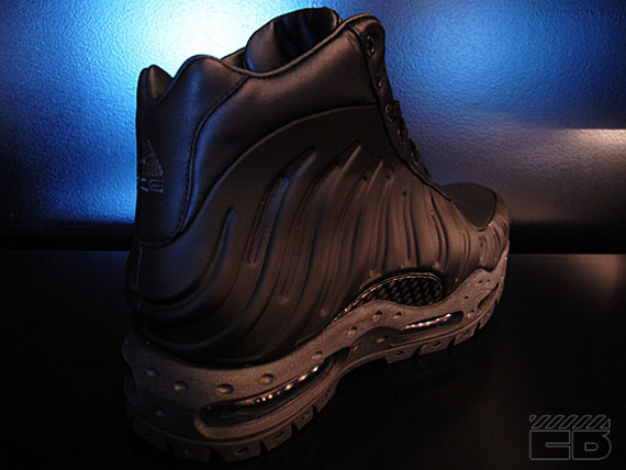 nike-foamposite-boot-black-00