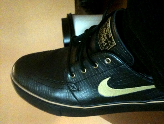 Nike SB Stefan Janoski – Black Alligator Skin