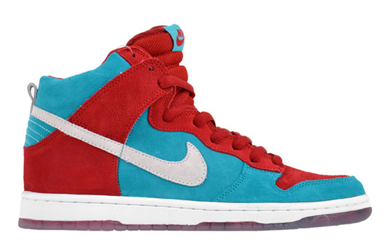 nike-sb-dunk-high-bloody-gums-3