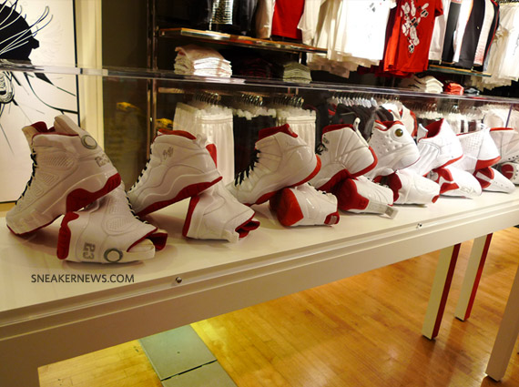 air-jordan-history-of-flight-white-red-19a