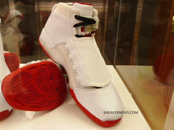 air-jordan-history-of-flight-white-red-37