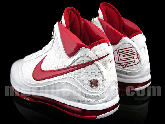 air-max-lebron-7-nfw-white-red-04