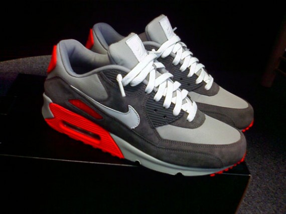 Nike Air Max 90 iD - Jeff Staple 'Pigeon' Inspired