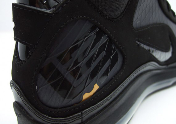 Nike Air Max LeBron VII Phantom – Black – Metallic Gold – Detailed Images