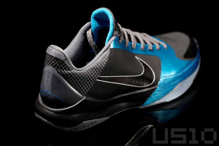 Nike Zoom Kobe V – Dark Knight Edition