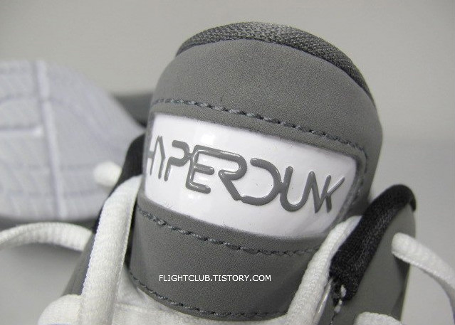 Nike_Hyperdunk_Low_Grey_Nubuck_Colorway_First_View_00