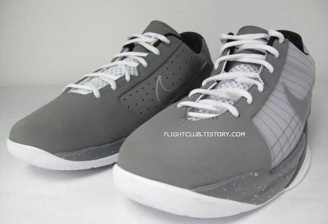 Nike Hyperdunk Low - Dark Grey - White - Nubuck