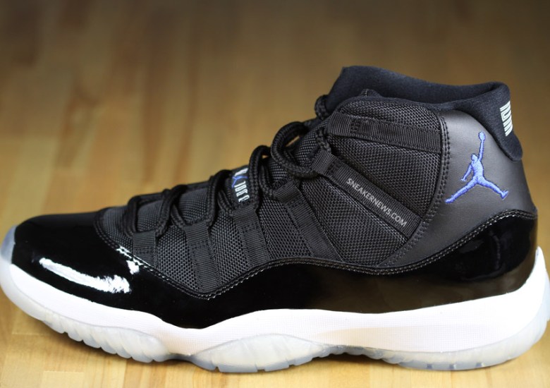 Air Jordan 11 Space Jam