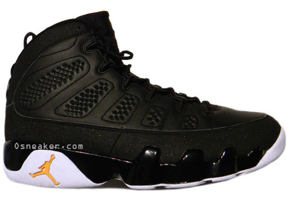 air-jordan-9-black-orange-heel-01