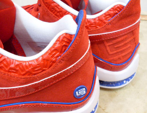 Nike Air Max LeBron VII Low – Big Apple Sample – Available on eBay