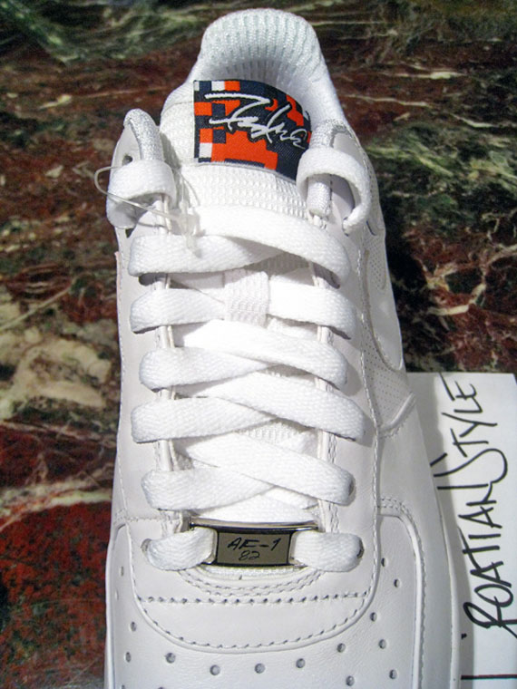 futura-nike-af1-white-02